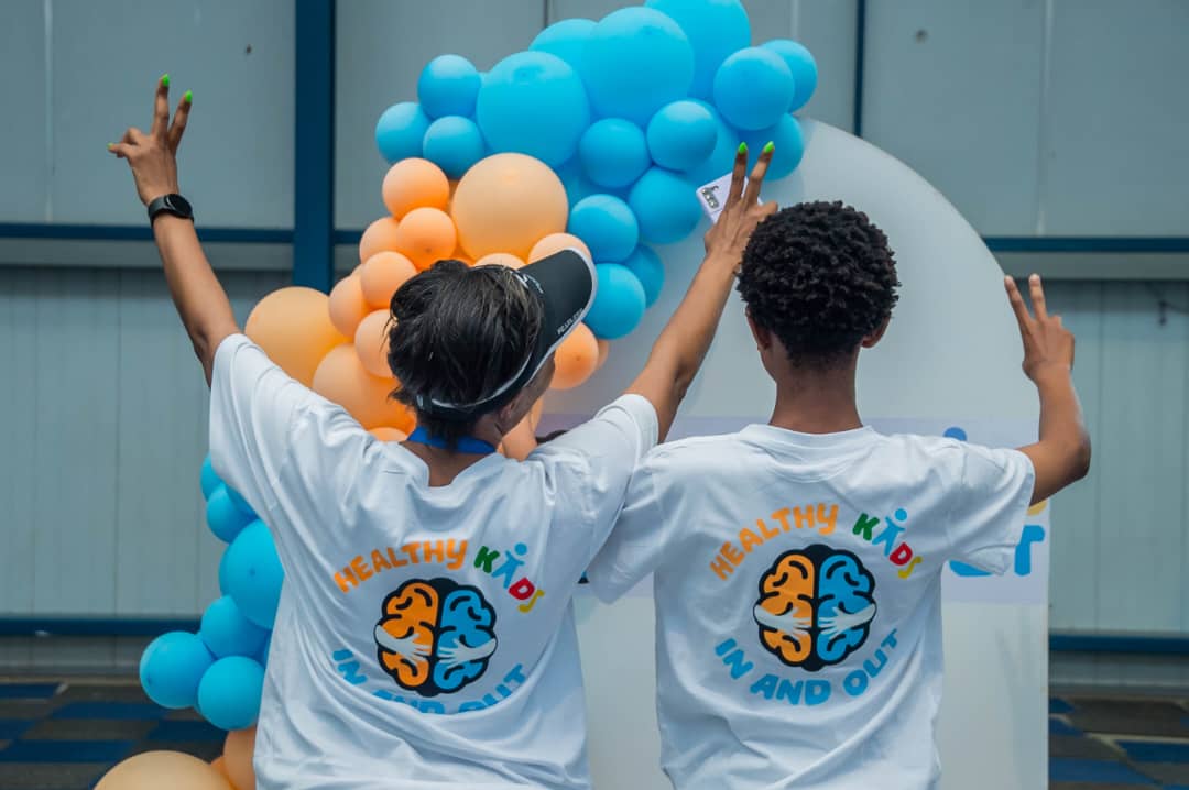 Family at a Healthy Kids event